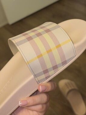 Burberry Pink Plaid Slide Sandals